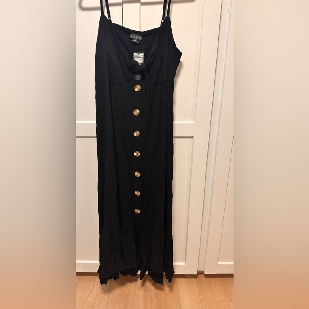 City Chic Island Love Maxi Dress Button-Front Tie Bust. Back cutout Blk - Picture 3 of 9